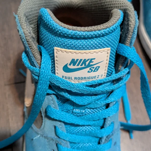 Nike Kids Blue High-Top Sneakers - Picture 4 of 10